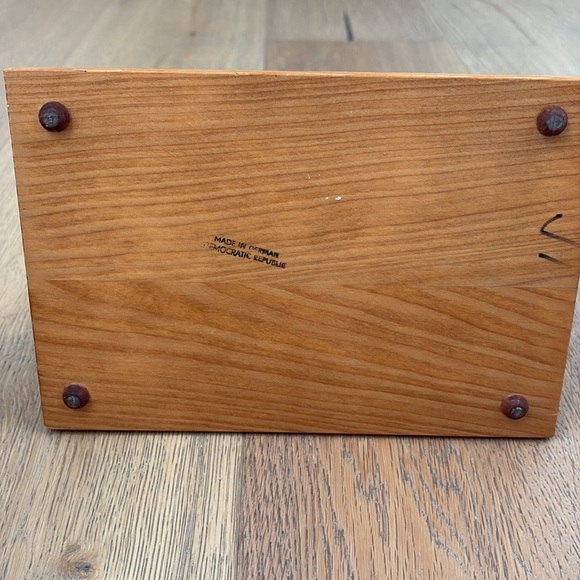 Vintage Pyramid Made in German Democratic Republic Wood Nativity Scene - Picture 10 of 13